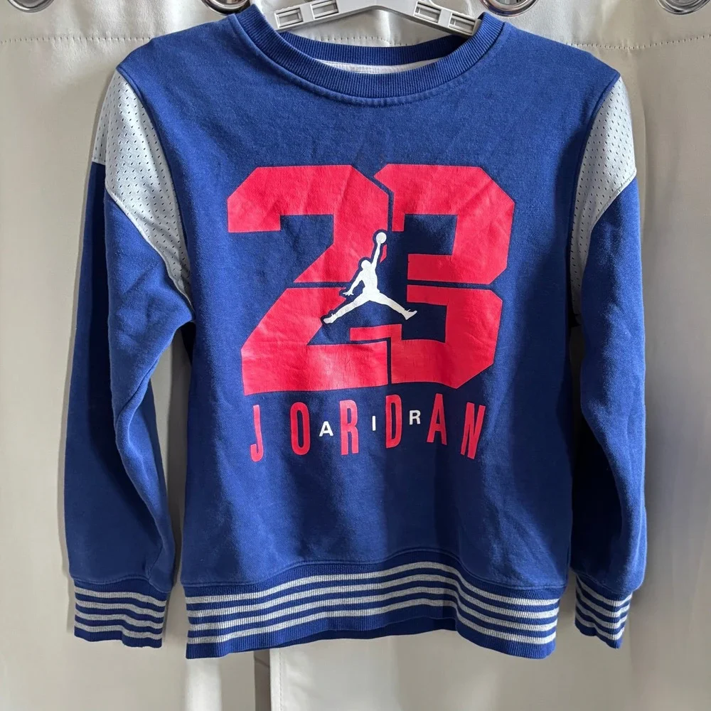 Vintage Air Jordan 23 Youth Medium 10-12 Sweatshirt Retro Grapic Print‎ 19464